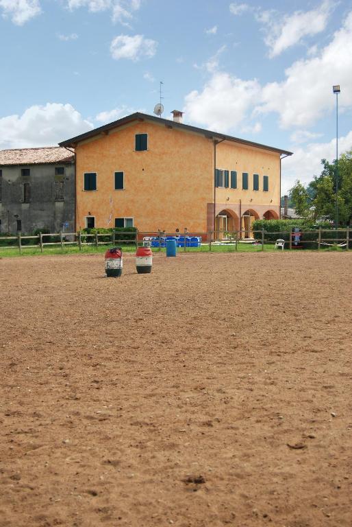 Penzion Agriturismo Parco Del Chiese Bedizzole Exteriér fotografie